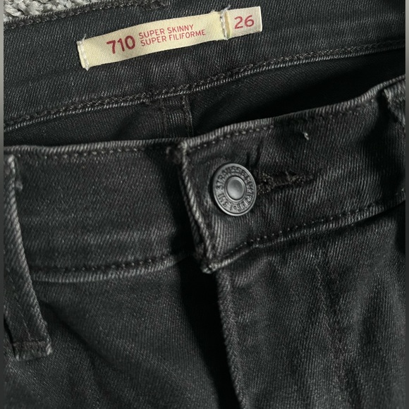 Levi’s 710 Super Skinny Jeans - Picture 4 of 5